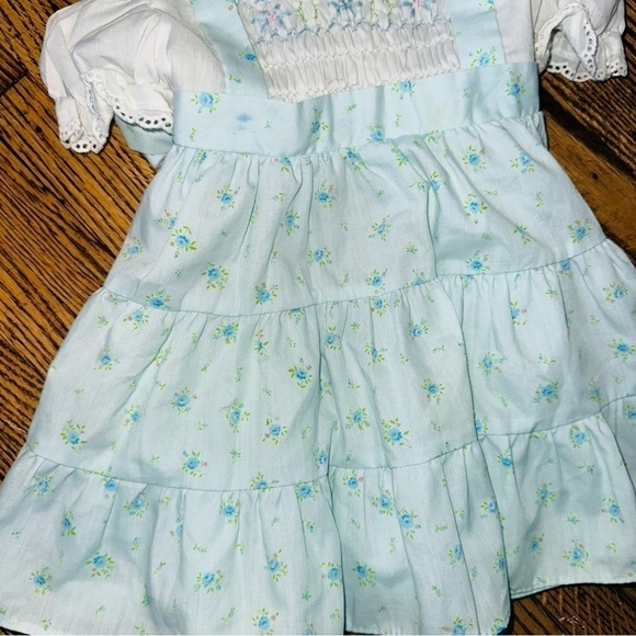 Polly Finder 18 months floral Hand smocked Dress - Picture 2 of 6